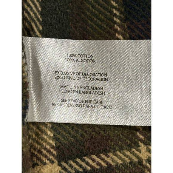 Ladies green plaid flannel by Orvis. Size medium - Picture 5 of 5